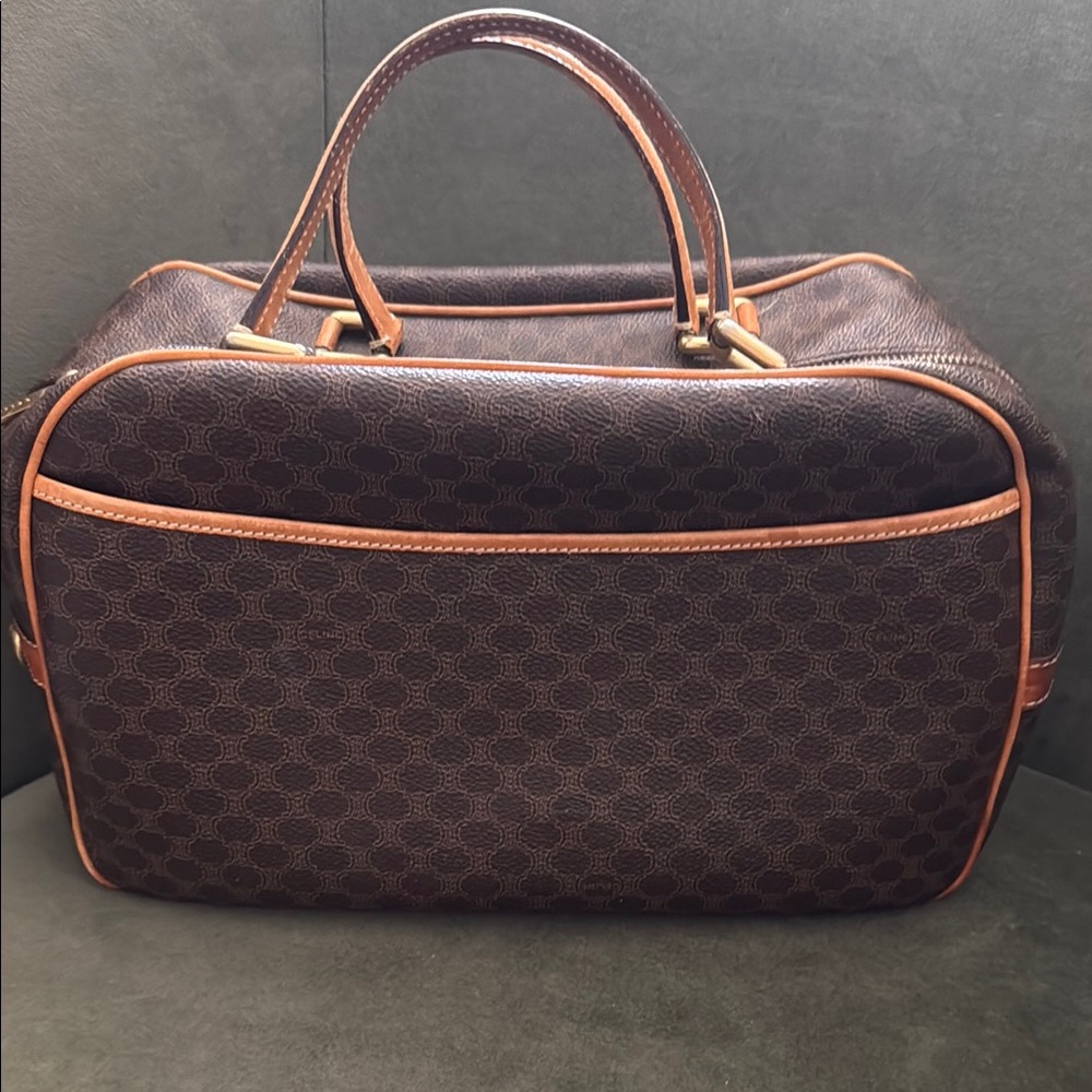 Gorgeous Céline Vintage Macadam bag with Gold-Tone Hardware